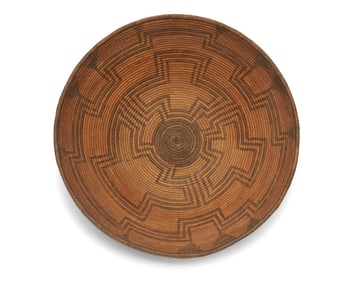 An Apache basketry tray