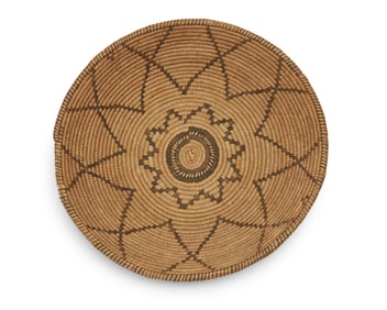 An Apache basketry tray