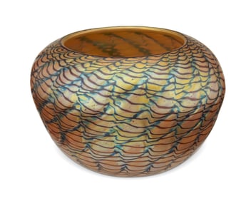 A Lundberg Studios art glass vase
