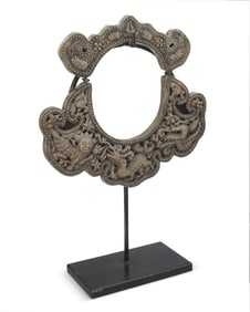 A Hmong Miao collar necklace