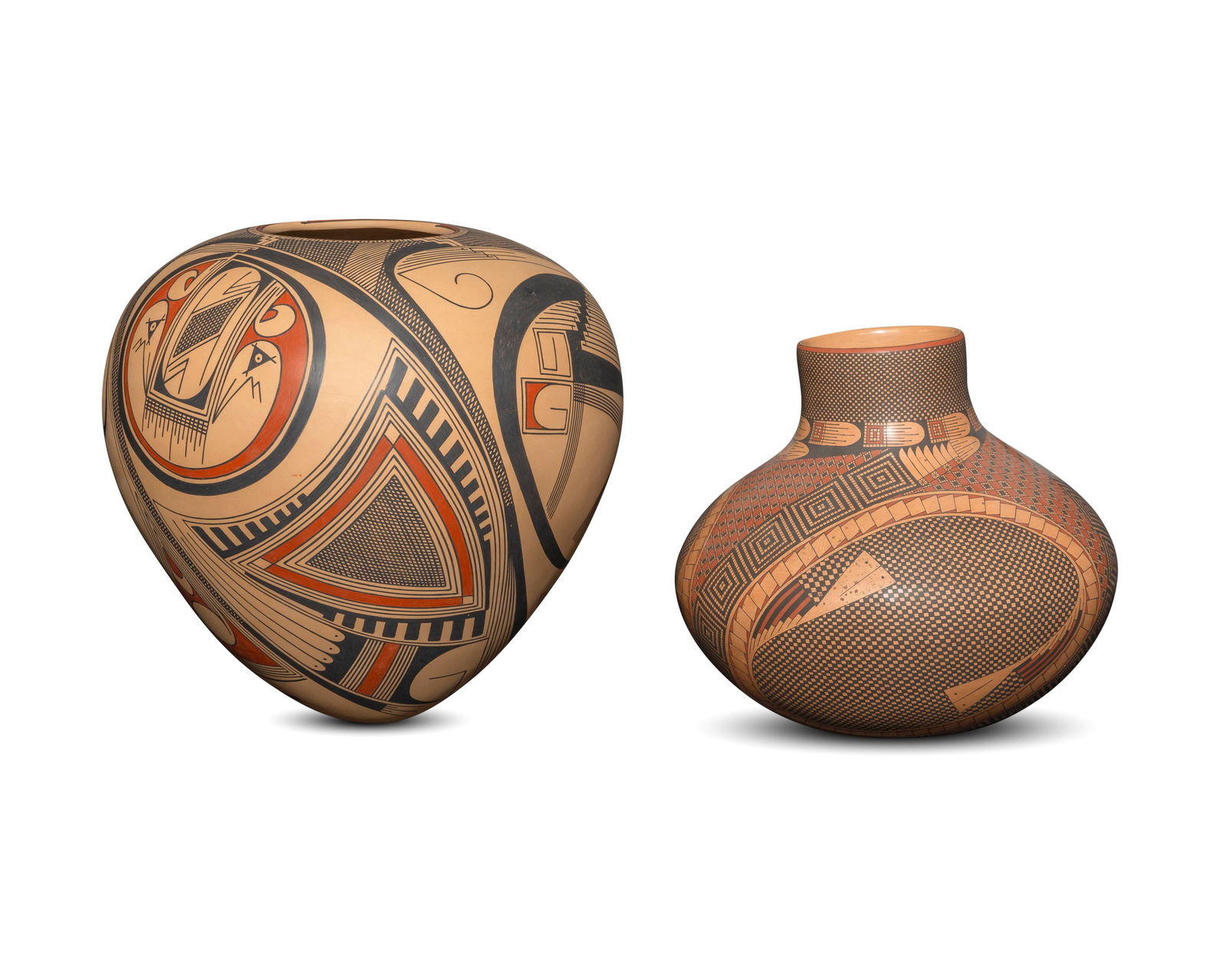 Two Mata Ortiz polychrome pottery jars (1 of 5)