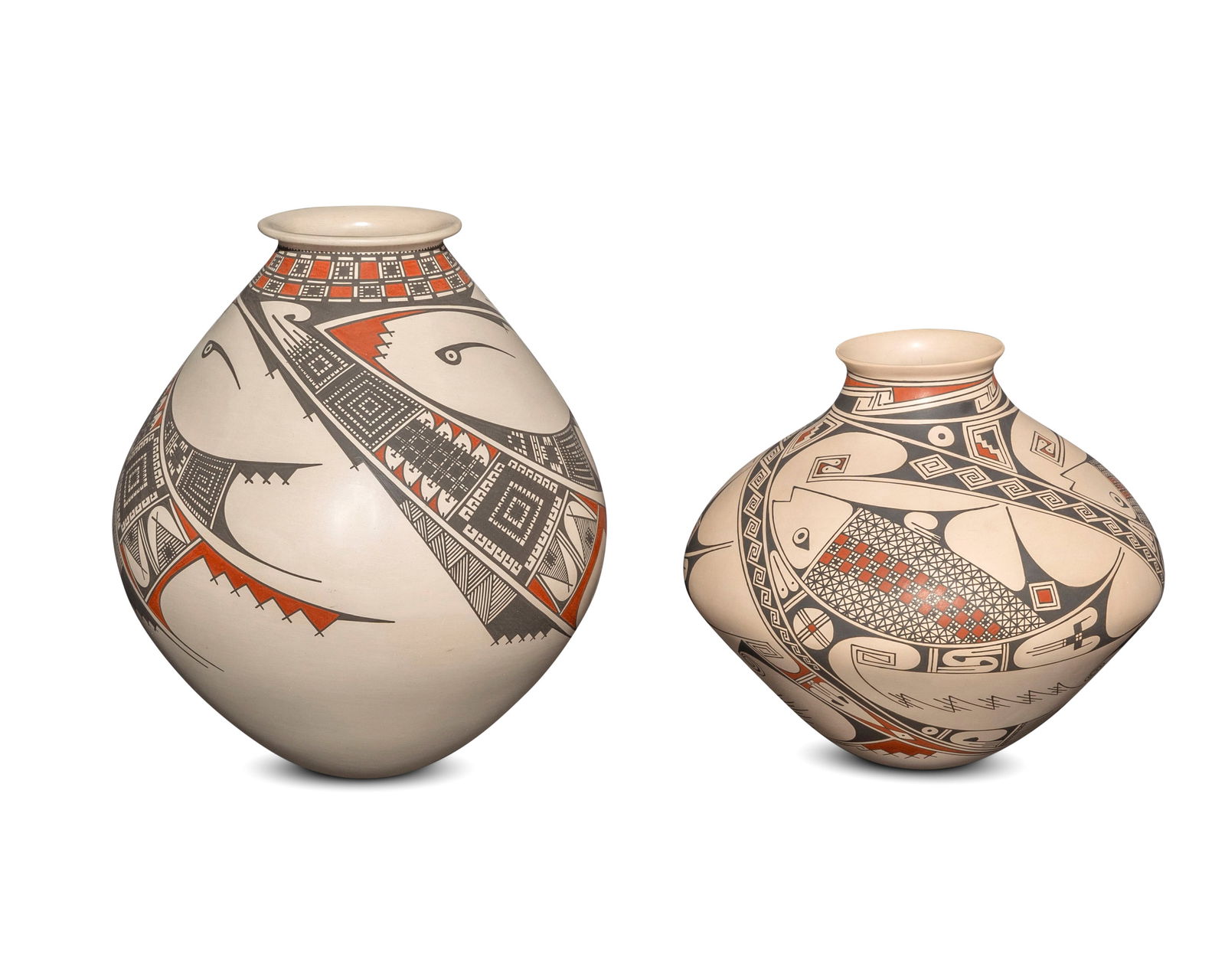 Two Mata Ortiz polychrome pottery jars (1 of 5)