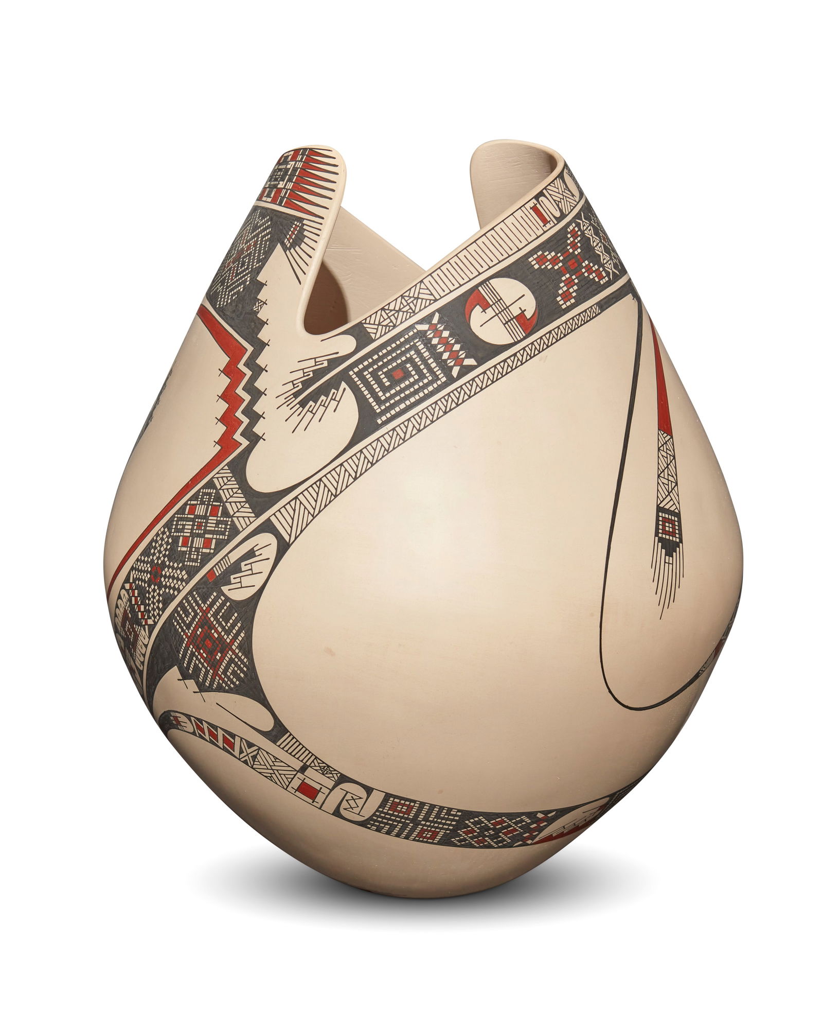 Damian E. Quezada (b. 20th century), A Mata Ortiz polychrome pottery jar, late 20th/early 21st (1 of 4)