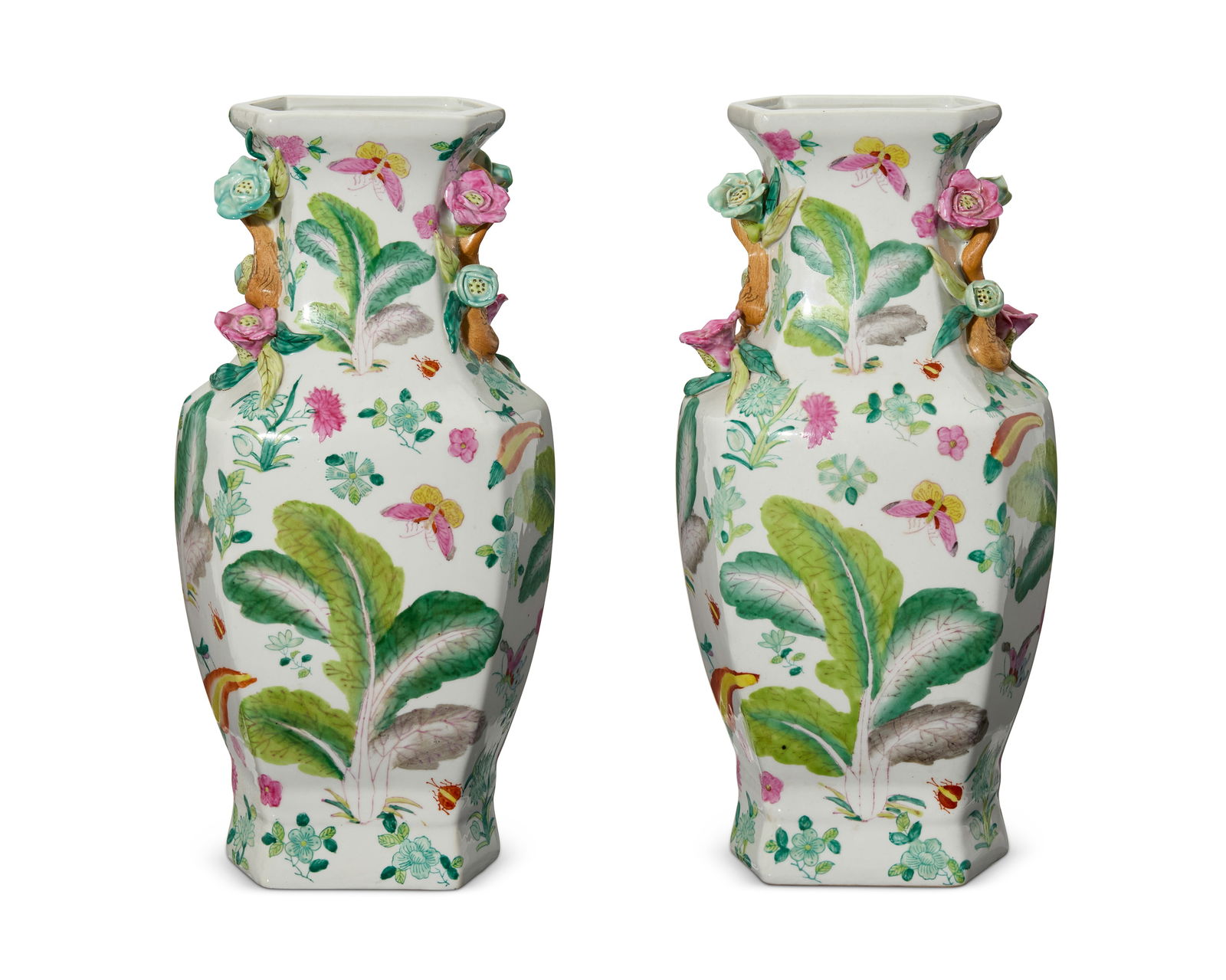 A pair of Chinese-style porcelain vases (1 of 5)