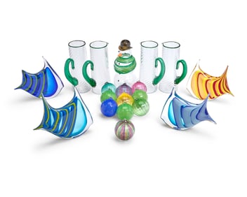 A group of Martha's Vineyard Glassworks art glass items