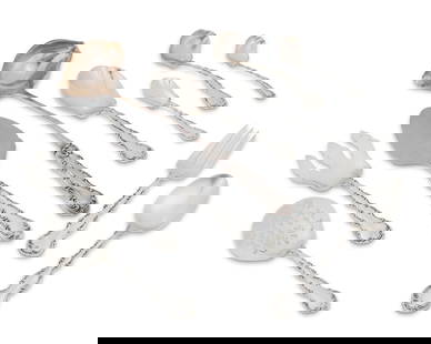 A Gorham sterling silver 'Strasbourg' flatware service: A Gorham sterling silver 'Strasbourg' flatware serviceEarly/mid-20th centuryEach marked for Gorham and for sterlingDesigned circa 1897, comprising 12 place knives (9.25"), 12 dinner knives (8.875"), 1