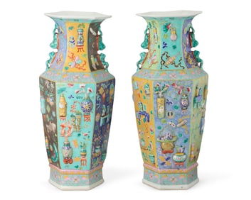 A pair of Chinese Famille Rose porcelain vases