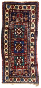 A Caucasian geometric runner