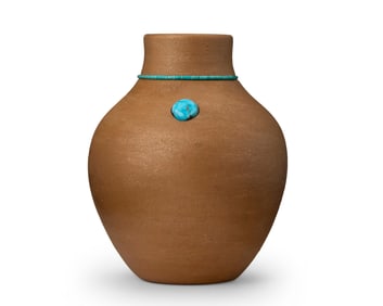Dora Tse Pe (b. 1939, Zia Pueblo/San Ildefonso Pueblo)