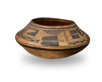 A Hopi Pueblo yellowware pottery bowl