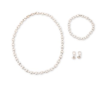 Hermes: An 18K White Gold Suite