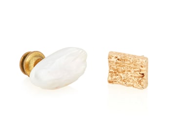 Ruser: Two Gold and Pearl Tie Pins
