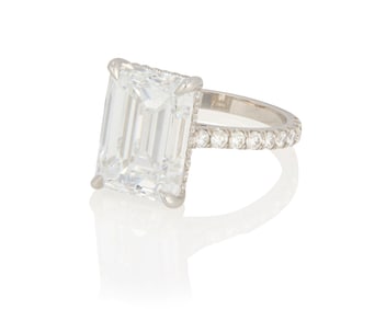 A Platinum and Diamond Ring