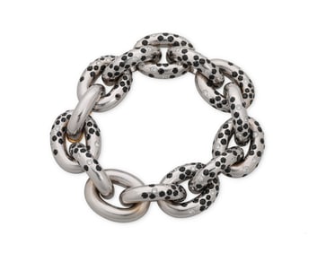 Cantamessa: An 18K White Gold, Sapphire and Diamond Bracelet