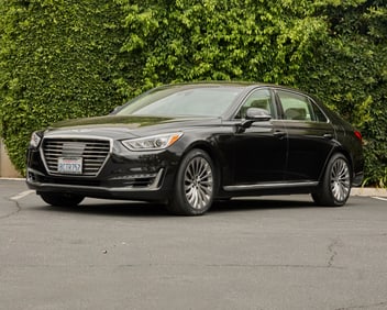 A 2018 Genesis G90