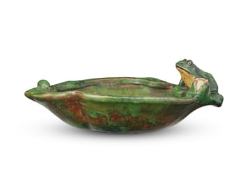 A Weller pottery 'Coppertone' bowl