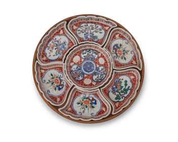 A Japanese porcelain sweet-meat set