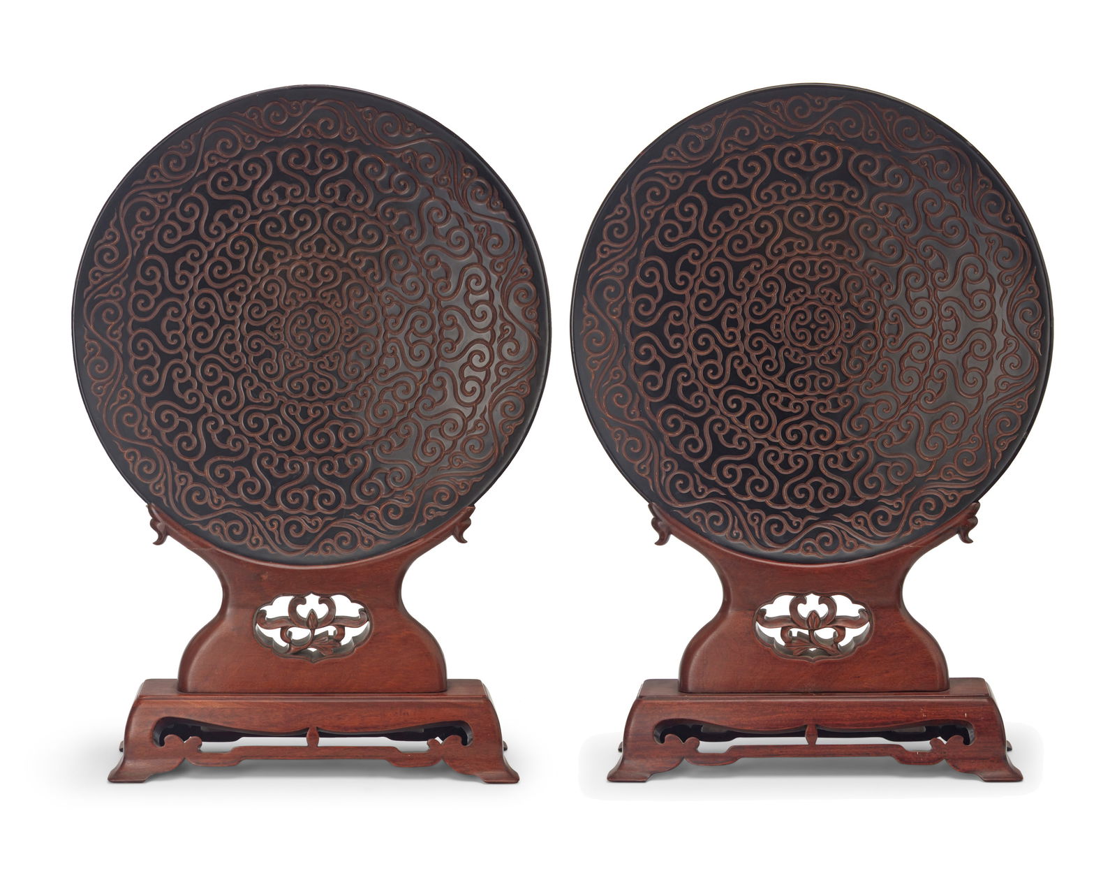 A pair of Chinese guri lacquer platters (1 of 7)