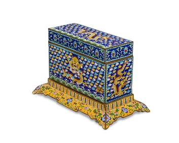 An Asian cloisonne lidded box