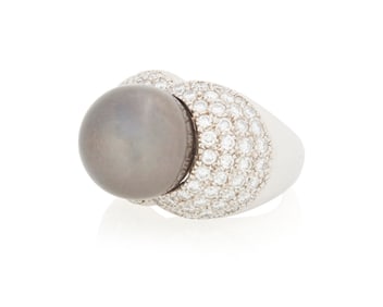 An 18K White Gold, Colored Cultured Pearl and Diamond Ring