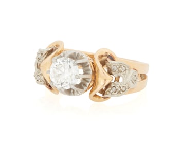 An 18K Bi-Color Gold and Diamond Ring