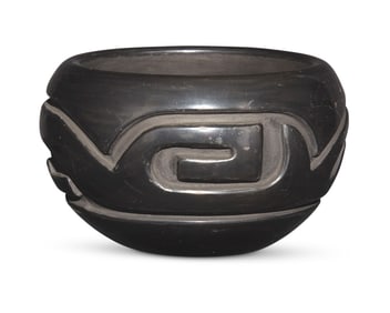 Stella Chavarria (b. 1939, Santa Clara Pueblo), A blackware pottery bowl, mid/late 20th century