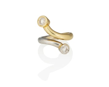 An 18K Bi-Color Gold and Diamond Ring
