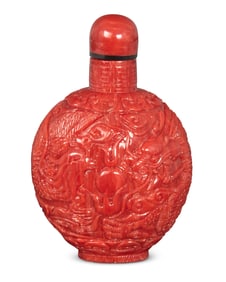 A Coral and Horn Snuff Bottle