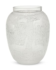A Lalique glass 'Biches' vase, no. 12320