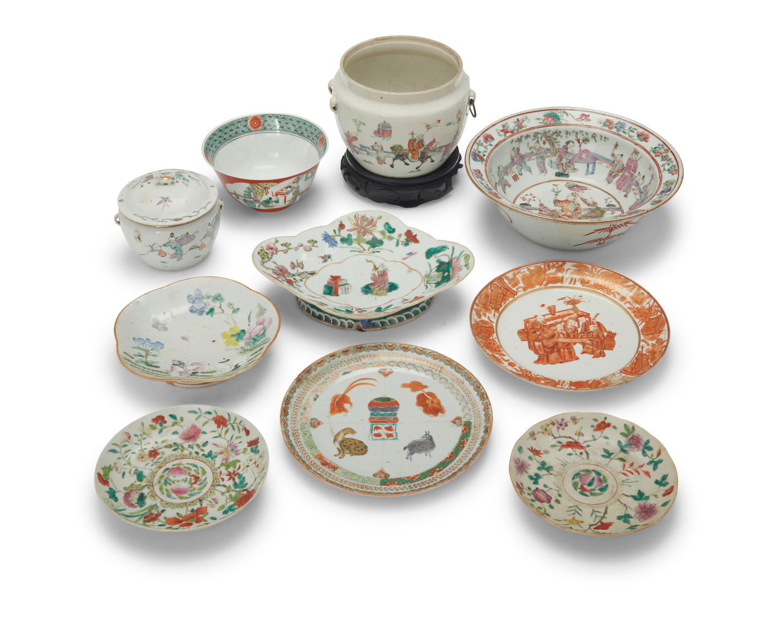 A group of Chinese Famille Rose porcelain tableware items (1 of 3)