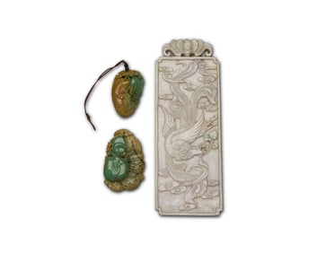 Three Chinese carved hardstone decorations