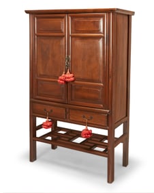 A chinoiserie wood cabinet