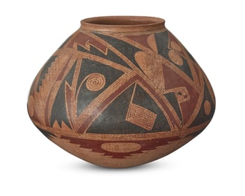Juan Quezada (1940-2022, Mexican), A Mata Ortiz polychrome pottery jar, late 20th/early 21st century