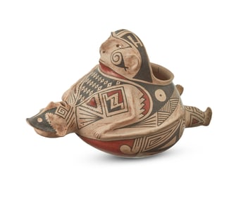 Juan Quezada (1940-2022, Mexican), A Mata Ortiz polychrome pottery effigy jar, late 20th/early 21st
