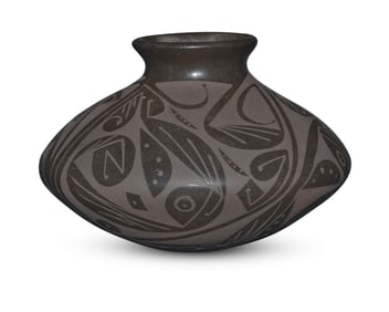 Two Mata Ortiz blackware pottery jars