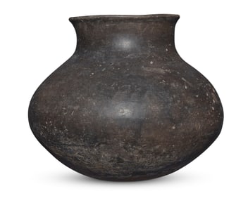 A Tarahumara blackware pottery olla
