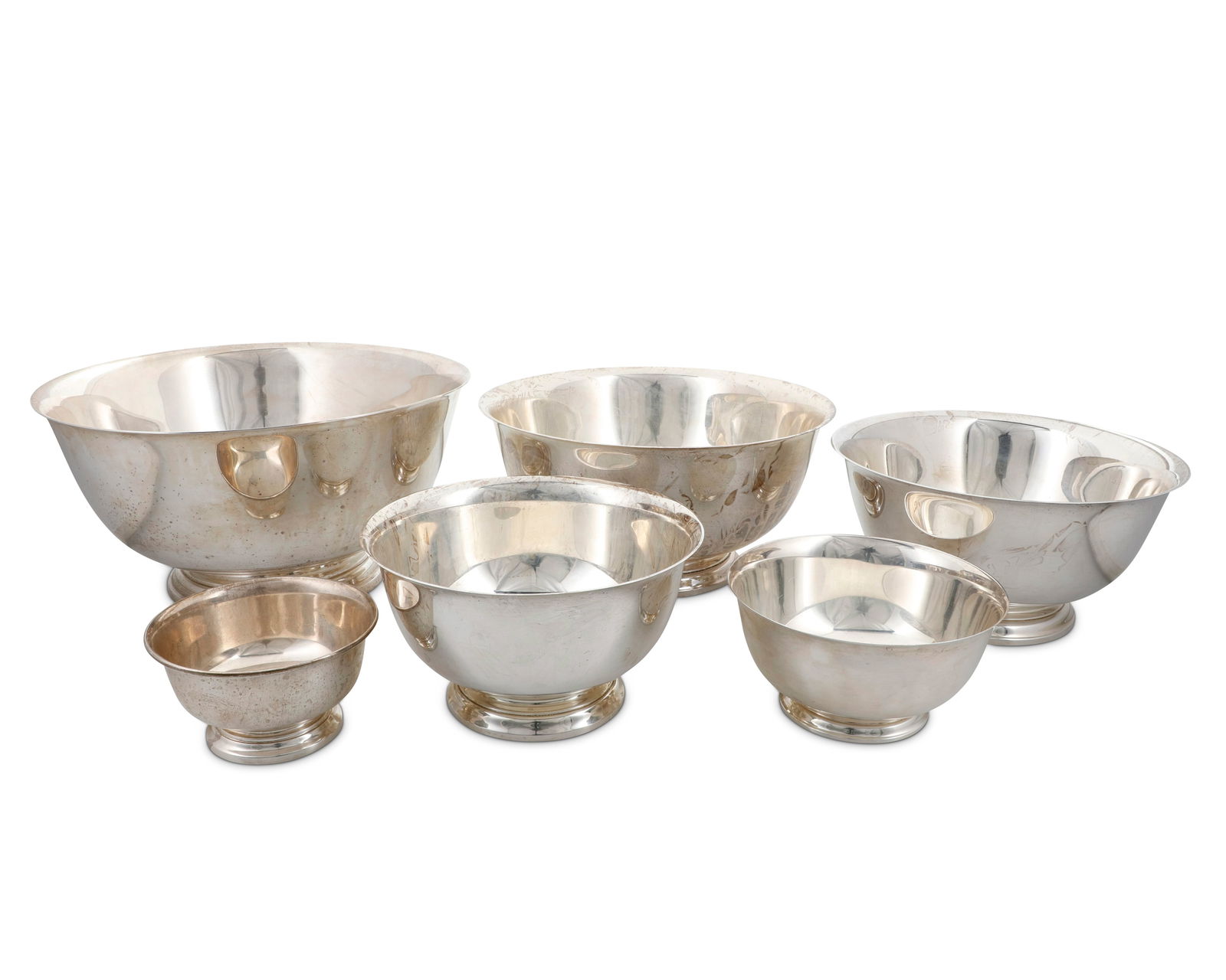 A group of graduated sterling silver 'Revere' bowls (1 of 8)