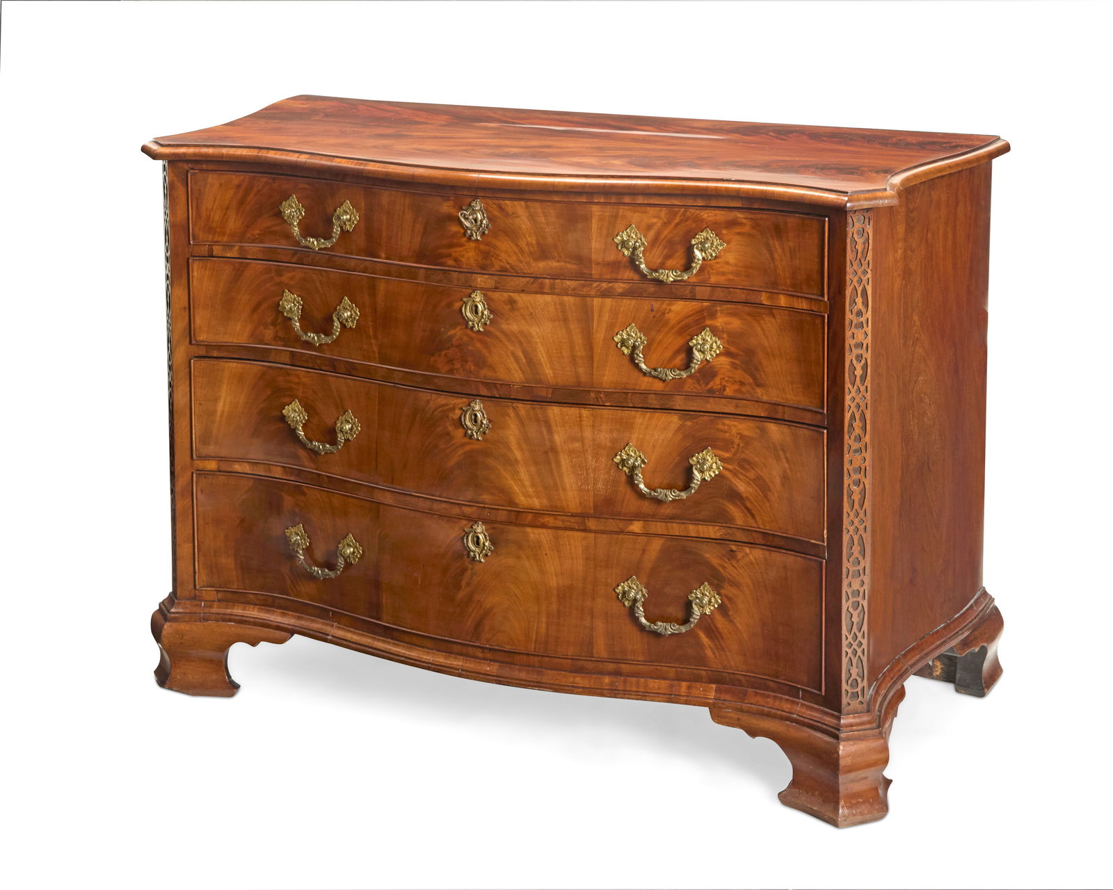 A George III style mahogany serpentine chest (1 of 7)