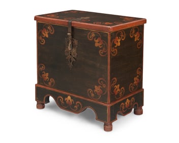 A Baroque style storage chest