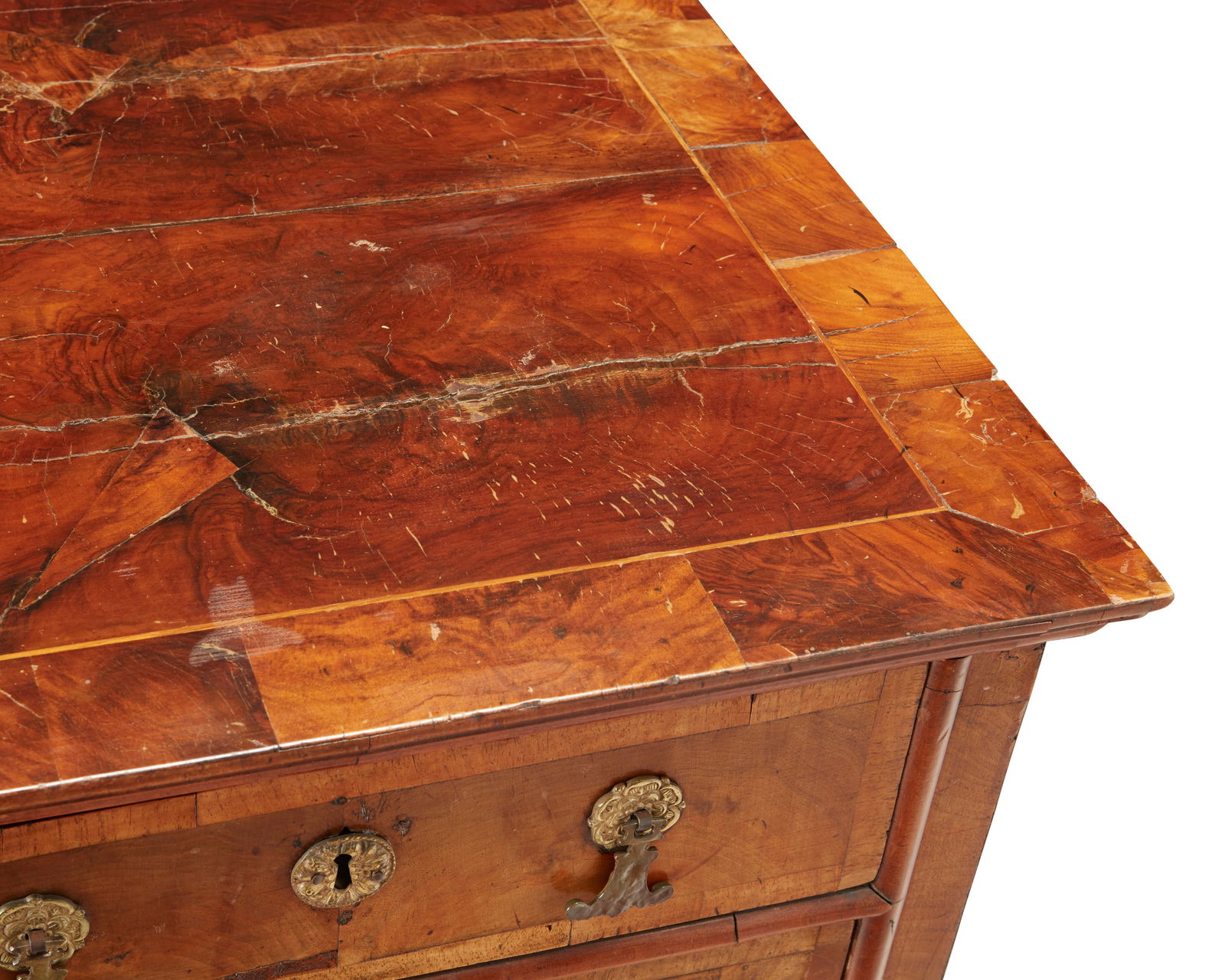 A George I walnut chest - 2