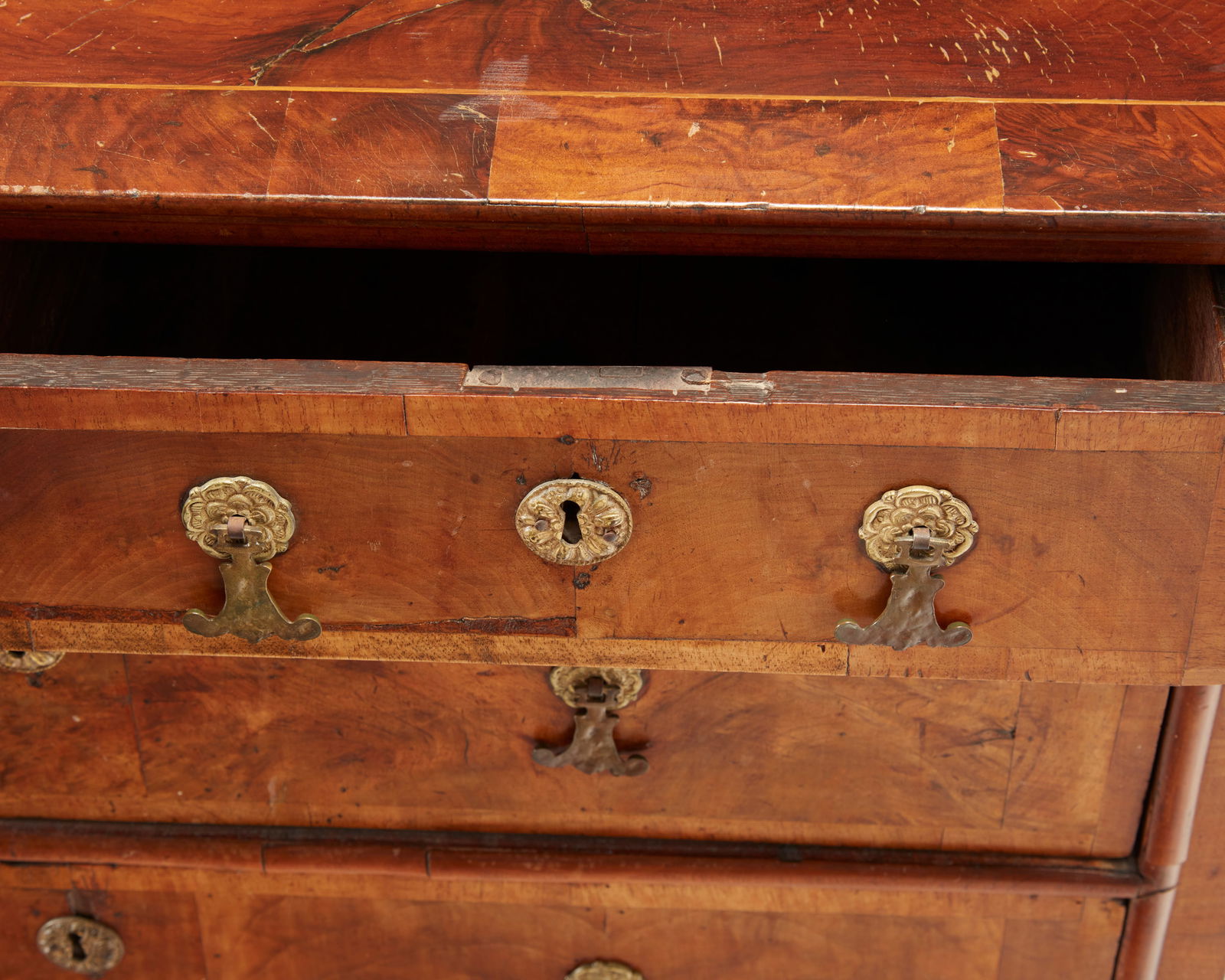 A George I walnut chest - 5