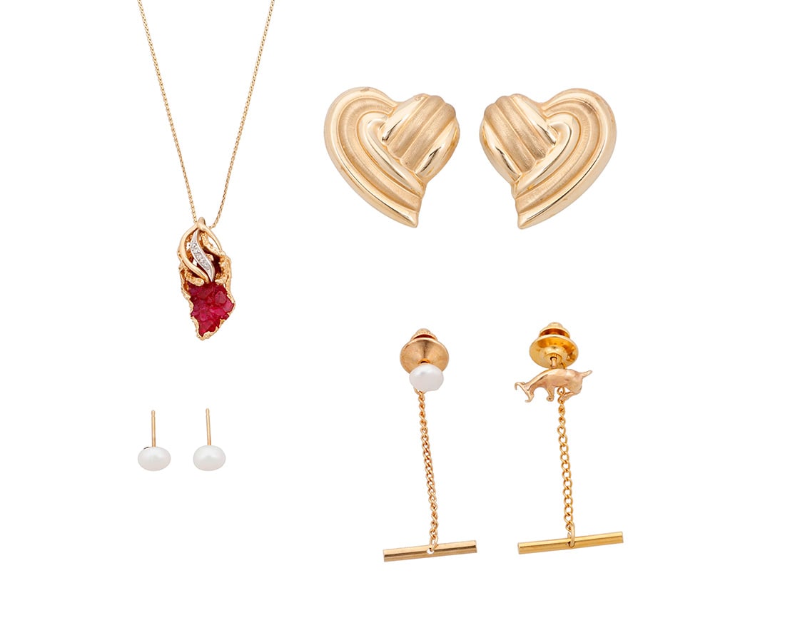 A Group of 14K Gold Jewelry (1 of 2)