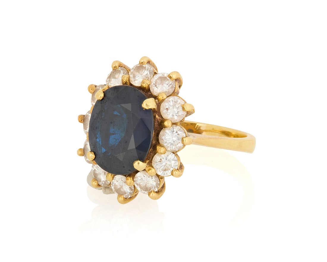 An 18K Gold, Sapphire and Diamond Ring (1 of 2)