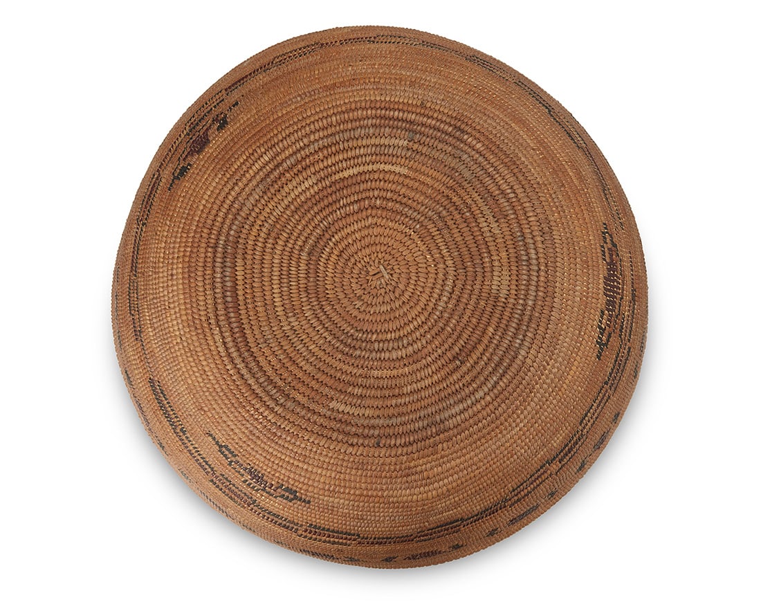 A large polychrome Yokuts basket - 4