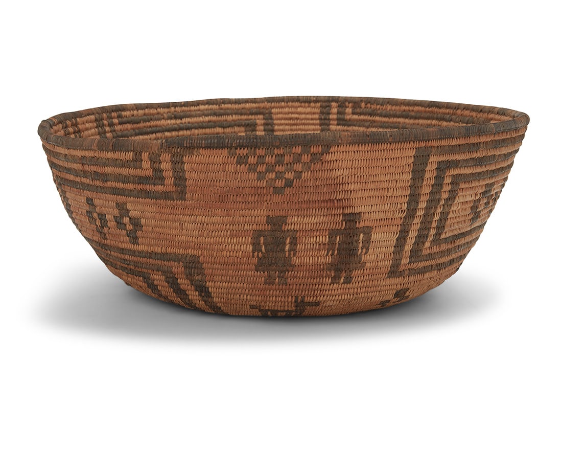 A large Apache figurative basket - 3