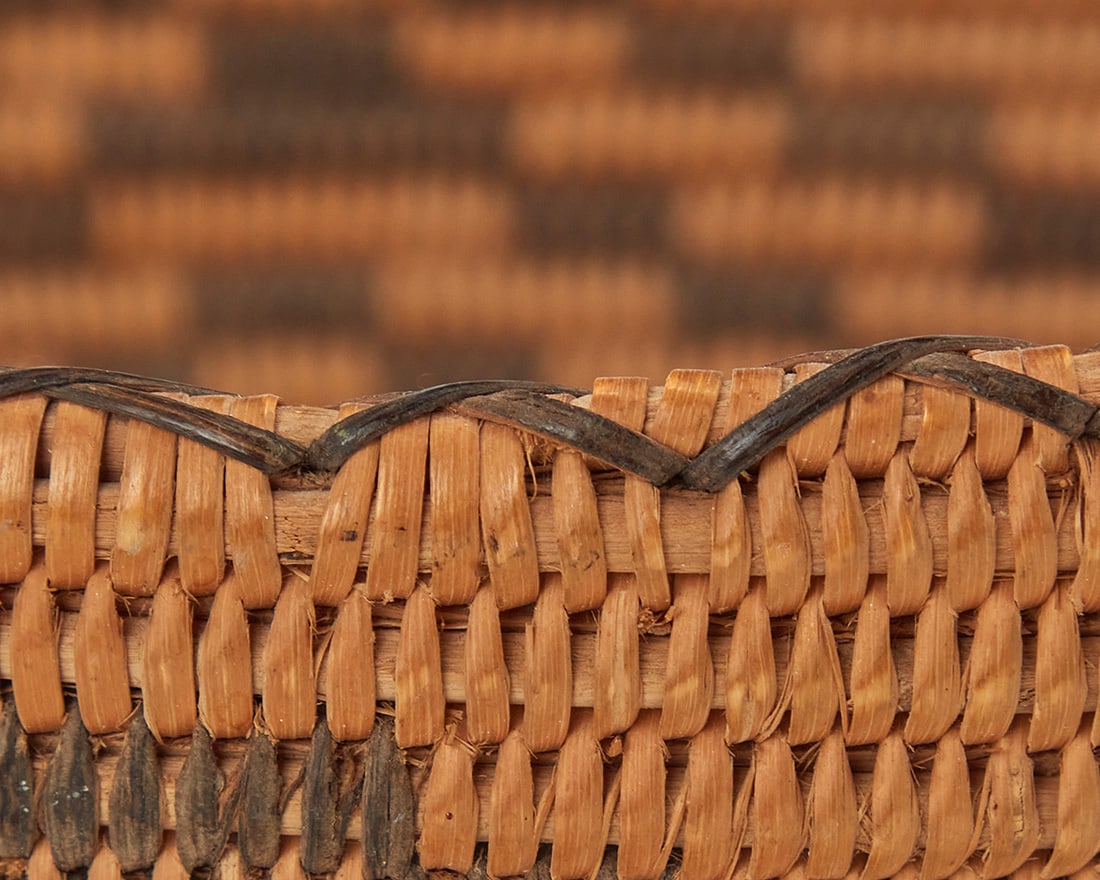 A large Apache basket - 6