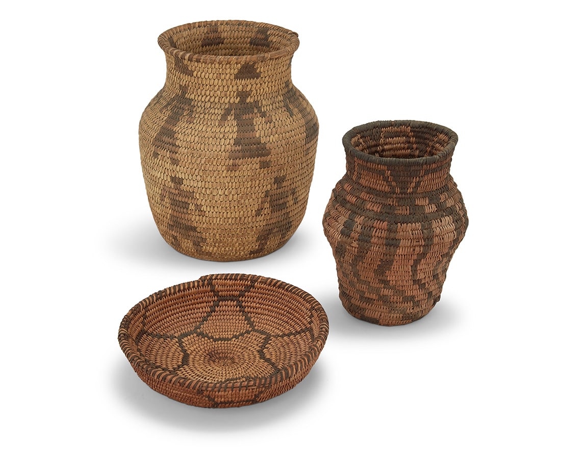 Three Southwest baskets Early/mid-20th century Three coiled baskets comprising a Tohono Oíodham (1 of 8)