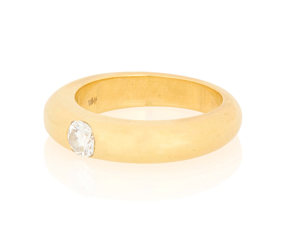 An 18K Gold and Diamond Ring (1 of 4)