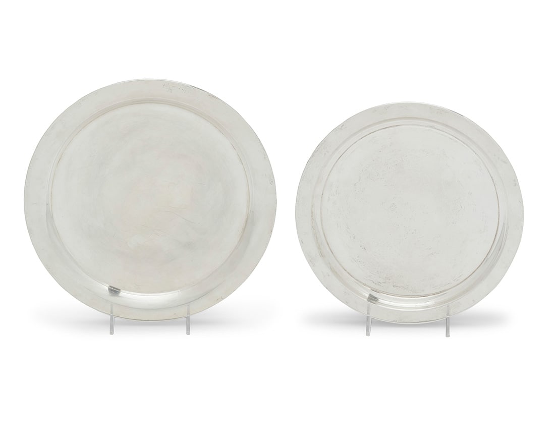 Two American sterling silver circular trays (1 of 11)