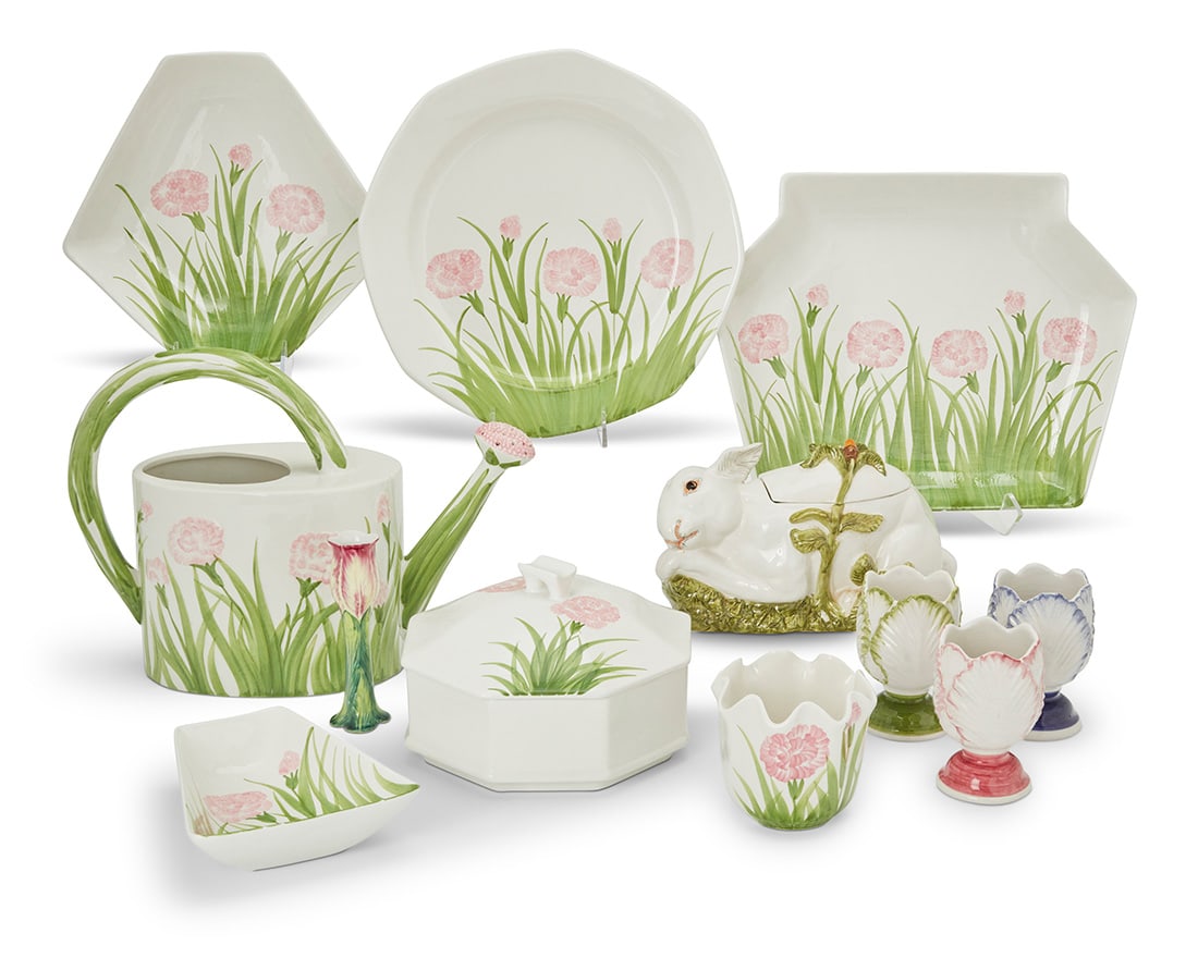 An assembled Este ceramic part dinner service (1 of 4)